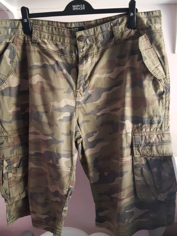 mens cargo shorts 42 waist